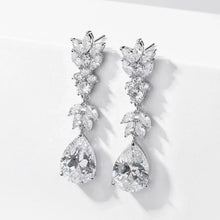 Load image into Gallery viewer, Caitlin
